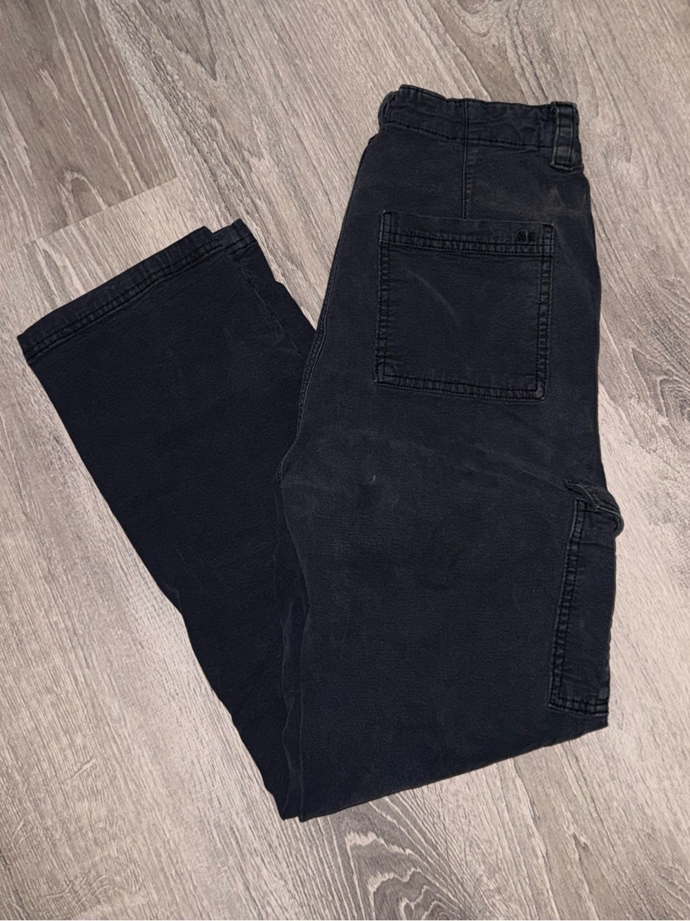 American Eagle Stretch Cargo Straight Pants - Size 6 - Black